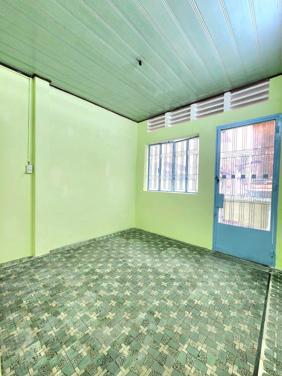 Cho thuê nguyên căn Quận 10, 24m², 2 phòng ngủ, 11 triệu/tháng - Ảnh thu nhỏ 3