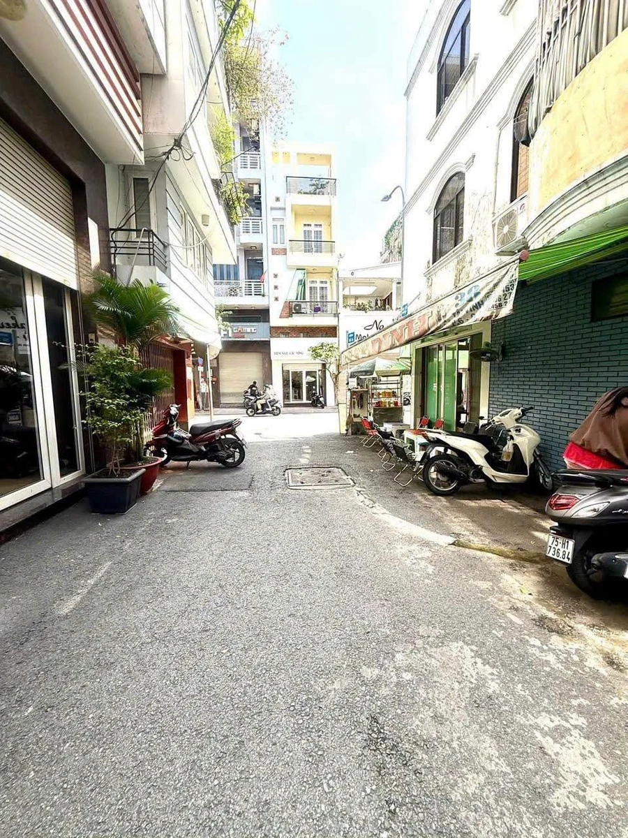 Bán nhà mặt tiền 3 phòng ngủ 99,2m² Quận 4, 7 tỷ 950 - Ảnh thu nhỏ 2