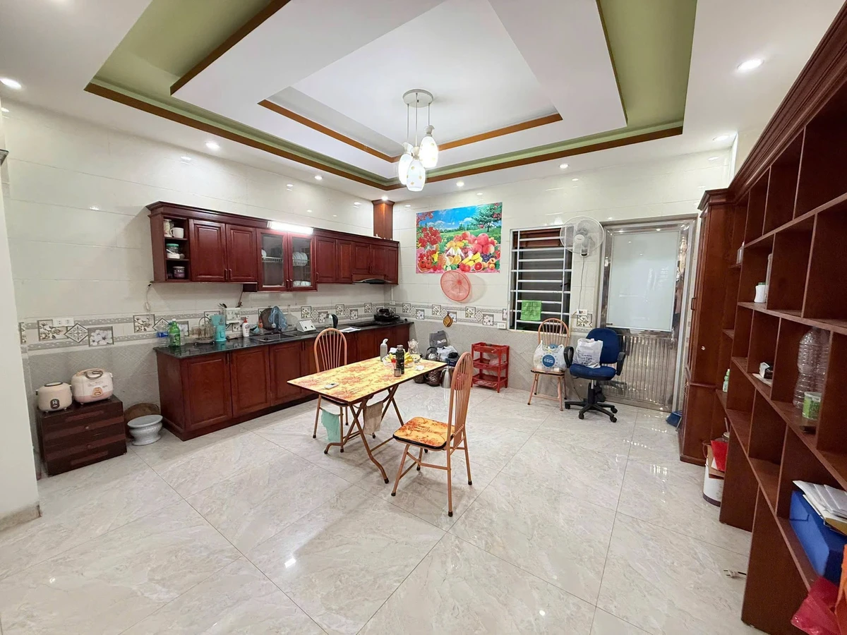 Bán nhà 3 tầng 85m² hướng Đông Nam An Lạc 4 tỷ - Ảnh thu nhỏ 3