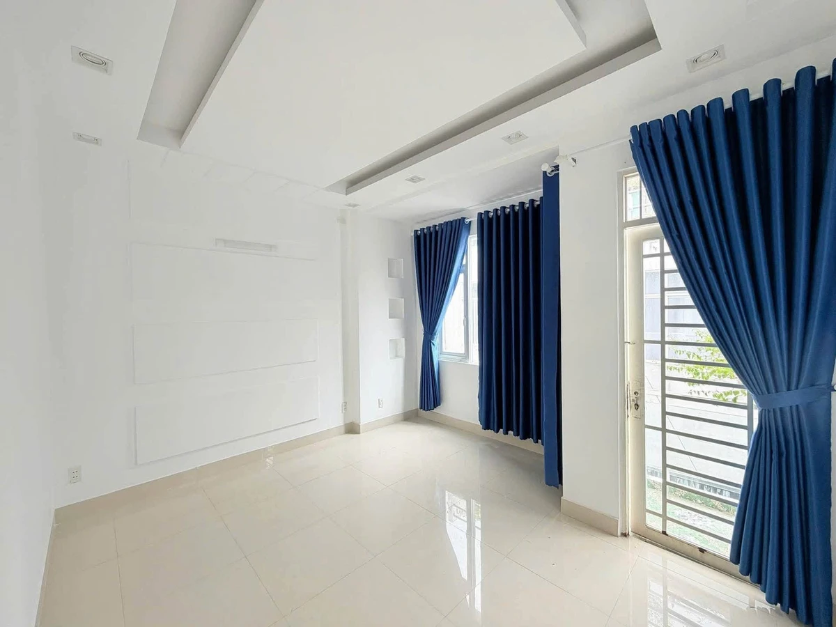 Bán nhà hẻm Lê Văn Sỹ Q3, 50m2, 4 tầng, 4 phòng, 11 tỷ - Ảnh thu nhỏ 5