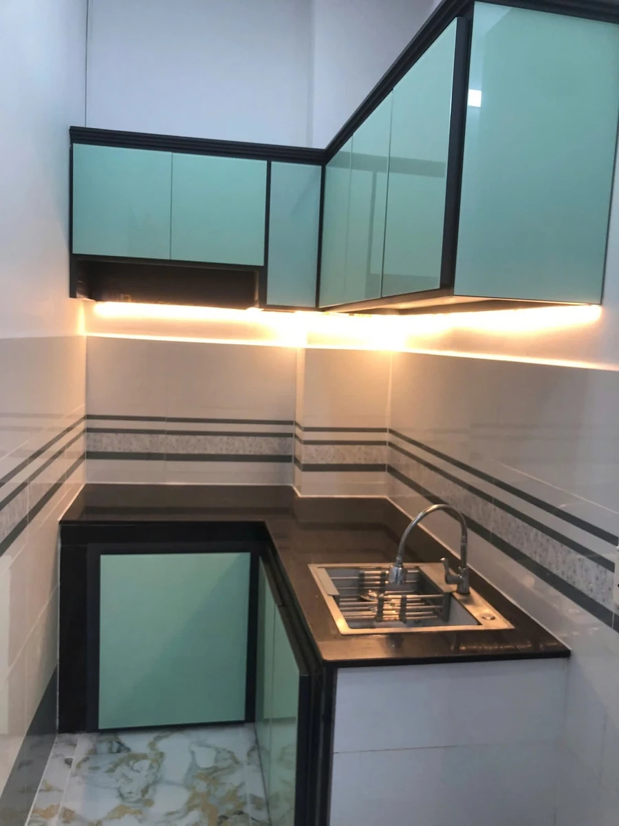 Bán nhà 3 tầng 5 phòng ngủ hơn 100m² Quận 8 - Ảnh thu nhỏ 4