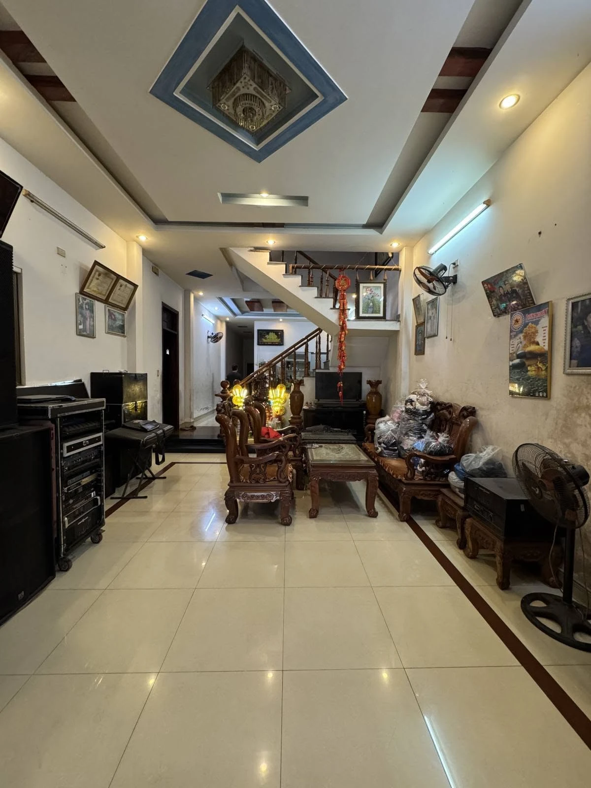 Bán nhà 2 tầng mặt tiền Nguyễn Chánh 175m2 15.5 tỷ - Ảnh 1
