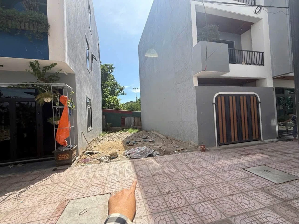Bán đất lối 2 Lê Quý Đôn Hưng Lộc 60.6m2 mặt tiền 5m - Ảnh 1