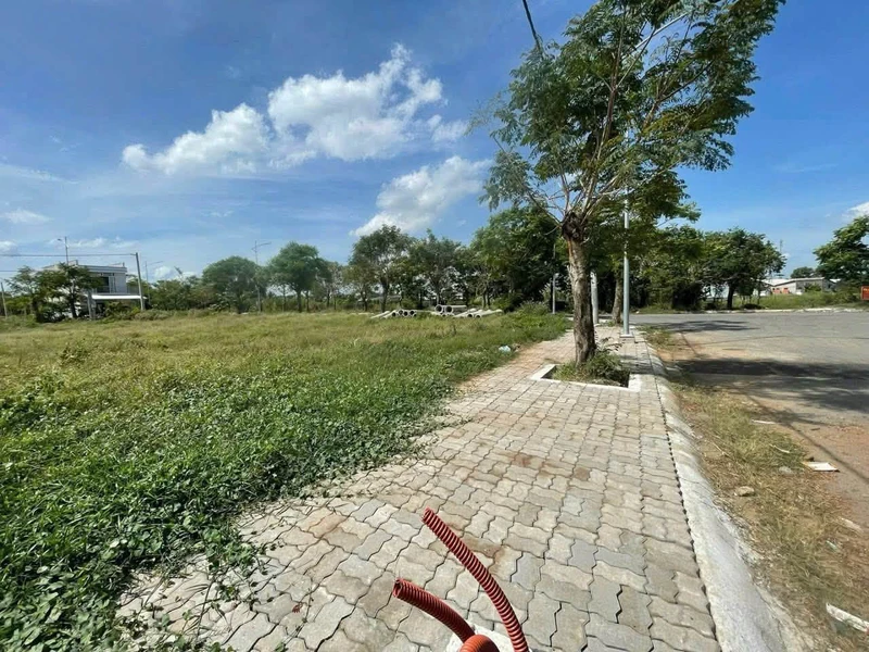 Bán đất nền 5x20 100m2 khu tái định cư Tân Tập, Cần Giuộc, Long An giá 1,48 tỷ
