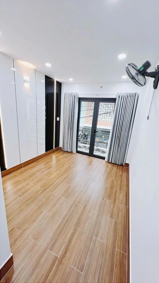 Bán nhà phố 4 tầng 80m2 gần Vĩnh Hội Quận 4, giá 6,7 tỷ - Ảnh thu nhỏ 3