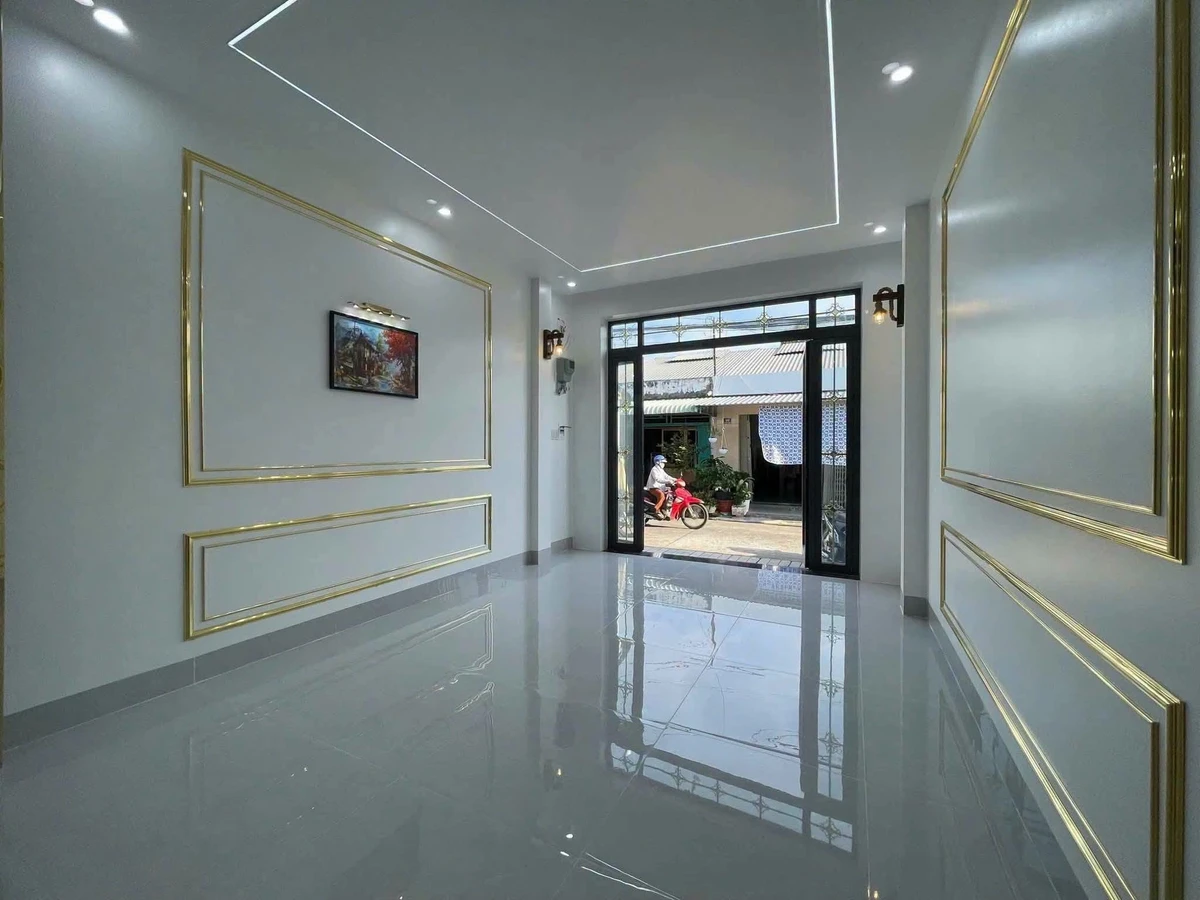 Bán nhà 1 trệt 1 lầu mặt tiền Nam Cao, Rạch Giá, 60m2, giá 2 tỷ 450 triệu - Ảnh thu nhỏ 5