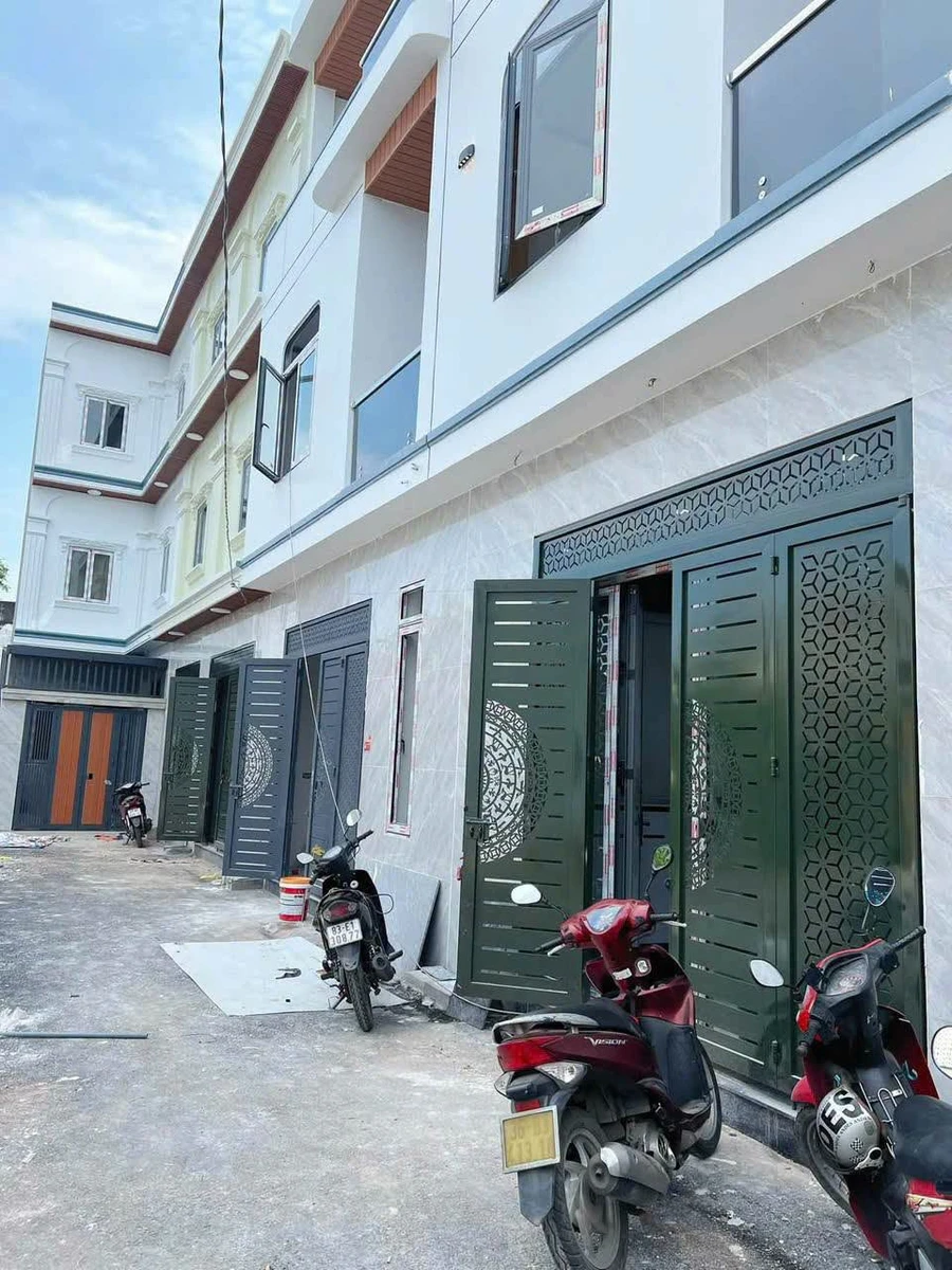 Bán nhà 2 lầu 180m² sát Bệnh viện Đồng Nai, Tam Hiệp - Ảnh thu nhỏ 3