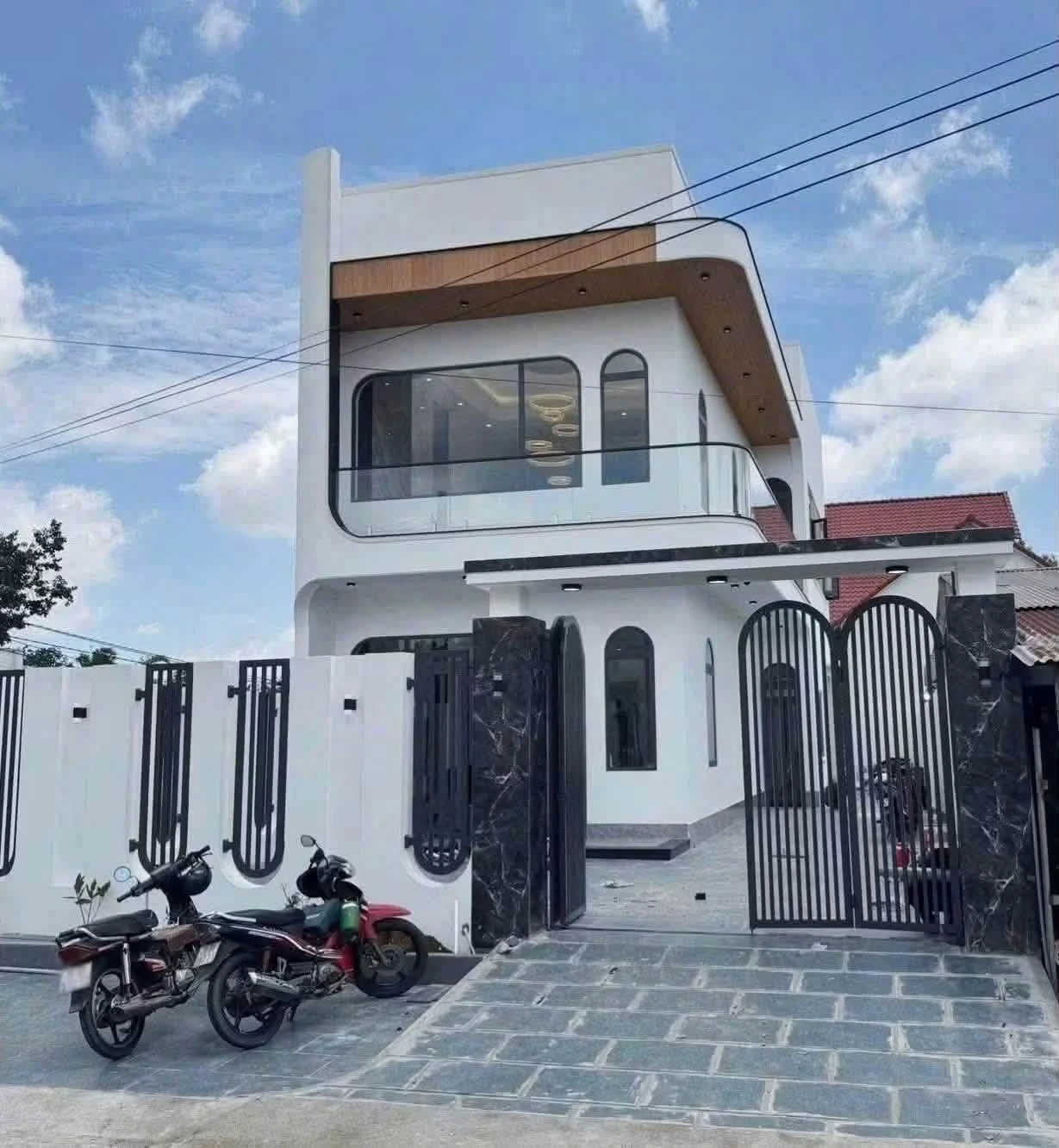 Bán nhà lầu 7x19m Tân Phú, 1 tỷ 750 - Ảnh 1