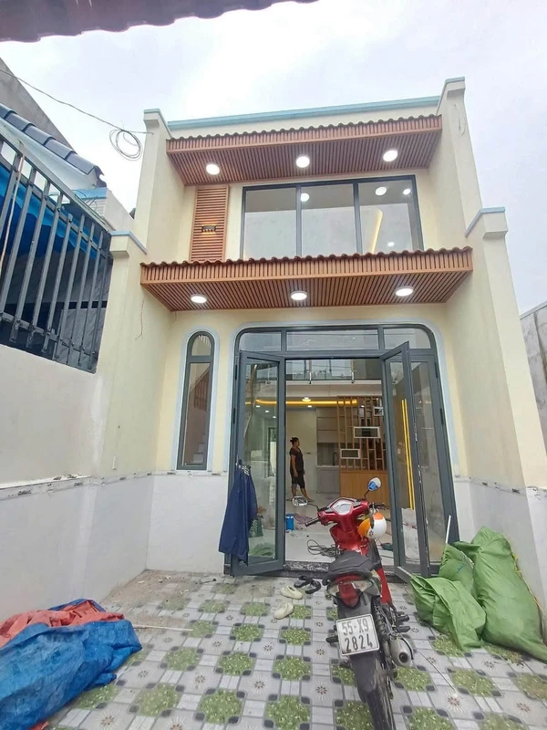 Bán nhà mới 3PN 70m2 gần UBND Tân Đông Hiệp, Dĩ An, giá 2,29 tỷ