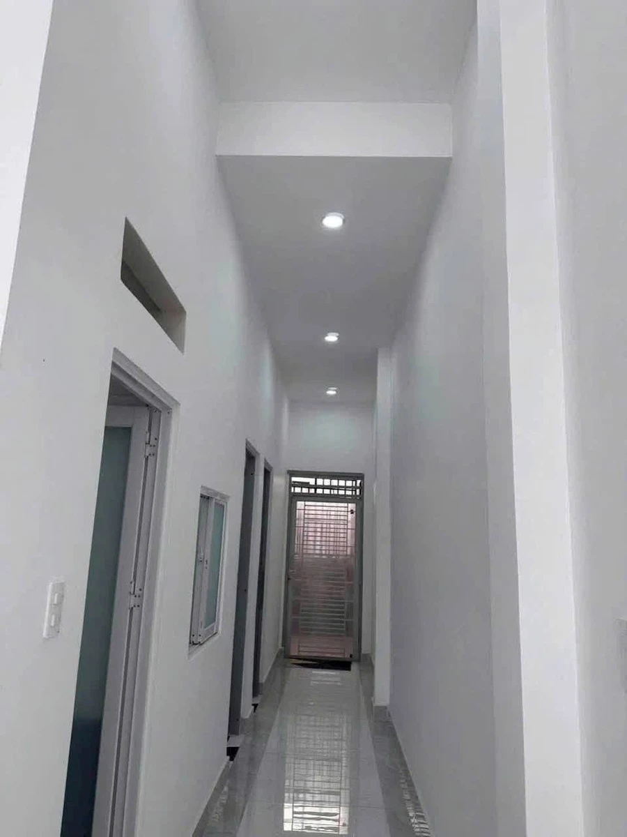 Bán nhà sổ hồng riêng 93,7m² 2 phòng ngủ đường Nguyễn Du, phường Dĩ An - Ảnh thu nhỏ 3