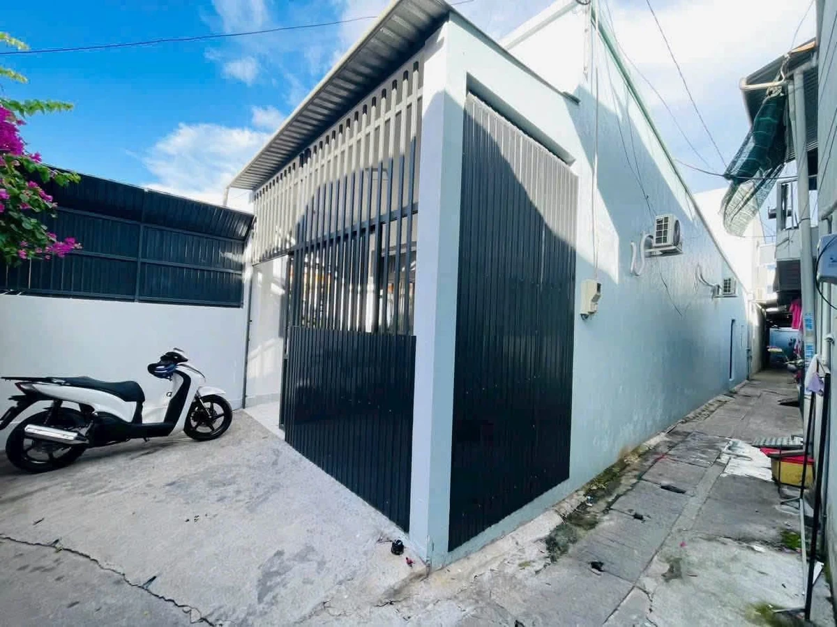 Bán nhà hẻm Ngô Quyển Rạch Giá, 2PN, 80m², 1 tỷ 290 - Ảnh thu nhỏ 2