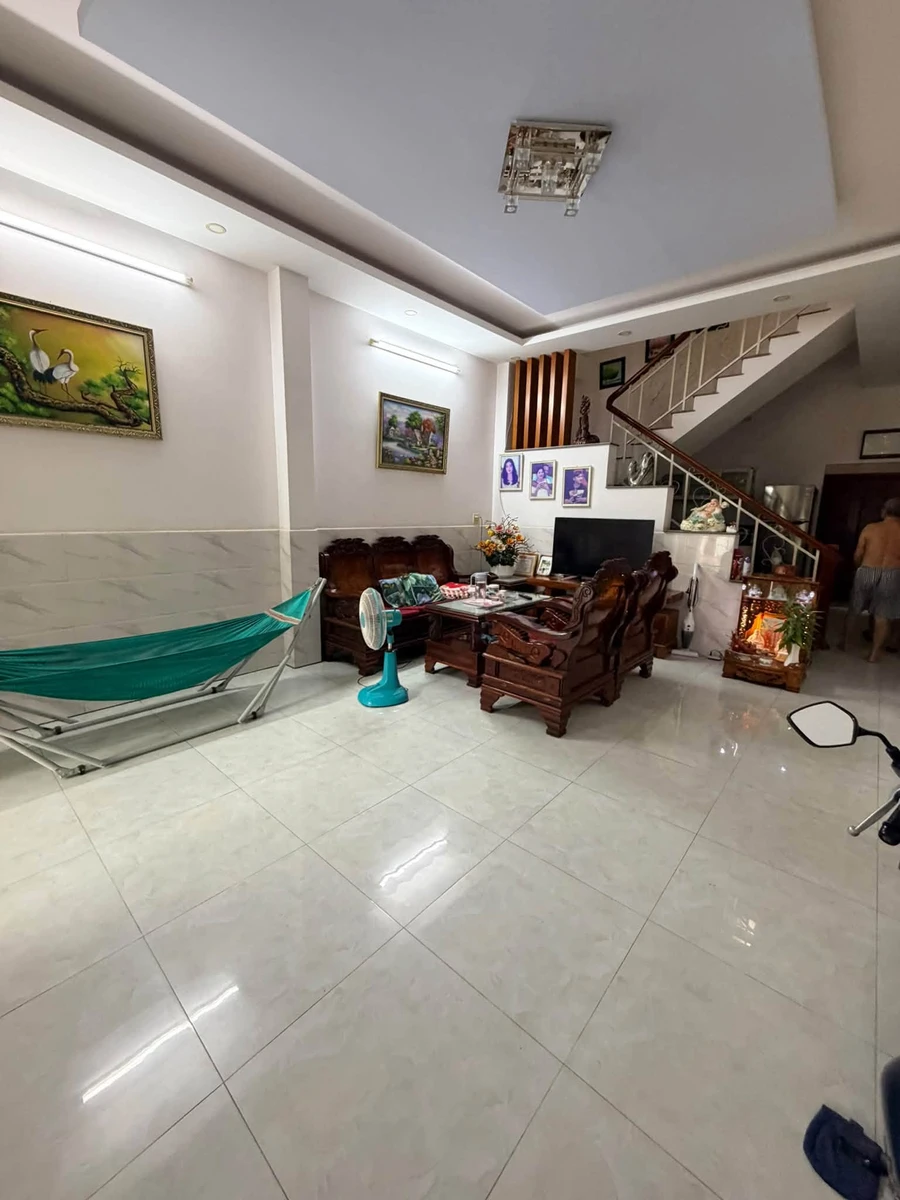 Bán nhà mặt tiền Đào Duy Anh 90m2, Nha Trang 4.75 tỷ - Ảnh thu nhỏ 2