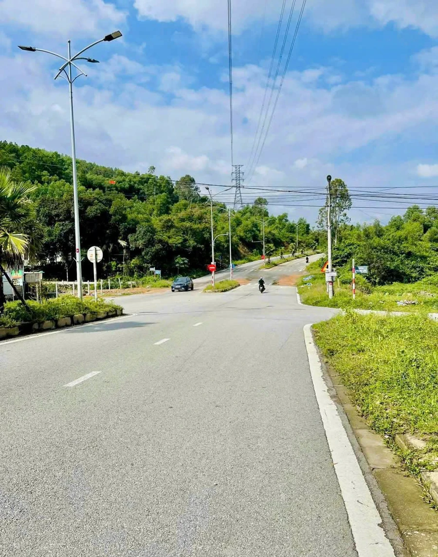 Bán đất mặt tiền đường Phùng Lưu, Thuỷ Dương, Huế 100m², giá 2,3 tỷ - Ảnh 1