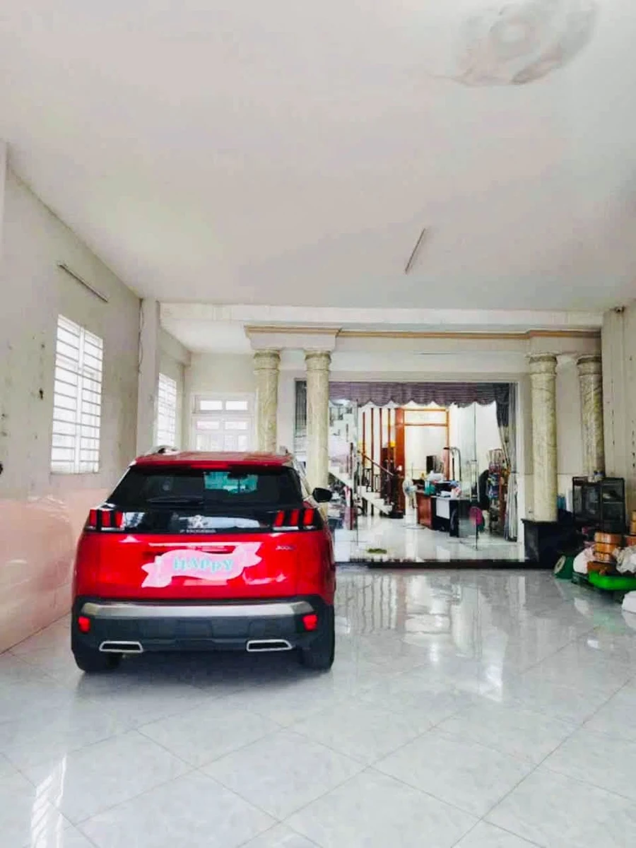 Bán nhà 2 tầng lô góc mặt tiền ĐT743B 210m2, Bình Hòa, Thuận An, giá 9,6 tỷ - Ảnh 1