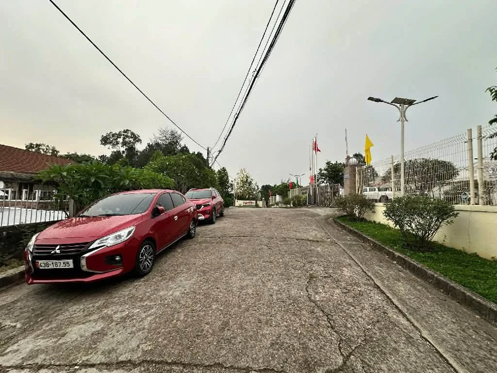 Bán nhà 3 tầng 4PN, 120m² giá 3 tỷ, Thủy Xuân, Huế - Ảnh 1