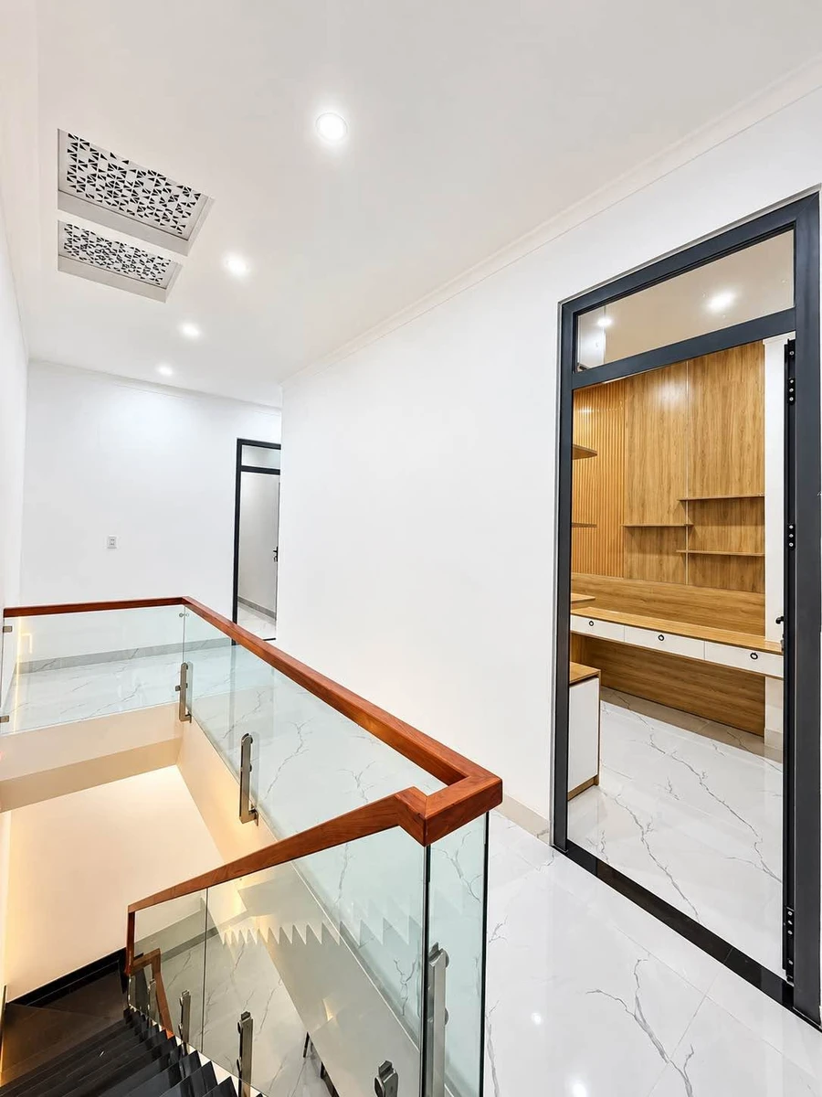 Bán nhà mặt tiền Lương Thế Vinh 5x10,5m, sử dụng 170m², giá 4,68 tỷ - Ảnh thu nhỏ 5