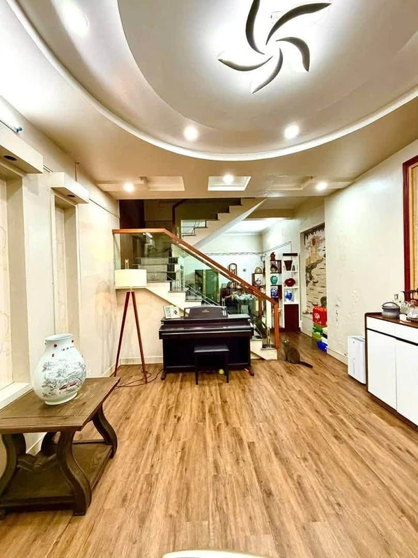 Bán nhà 3 tầng 44,5m2 Lạch Tray Hải Phòng 2 tỷ 400