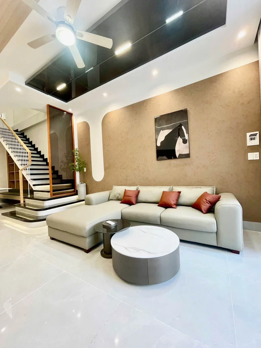 Bán nhà 1 trệt 1 lầu 140m² Tân Hiệp Đồng Nai 4 tỷ 550 triệu - Ảnh thu nhỏ 2