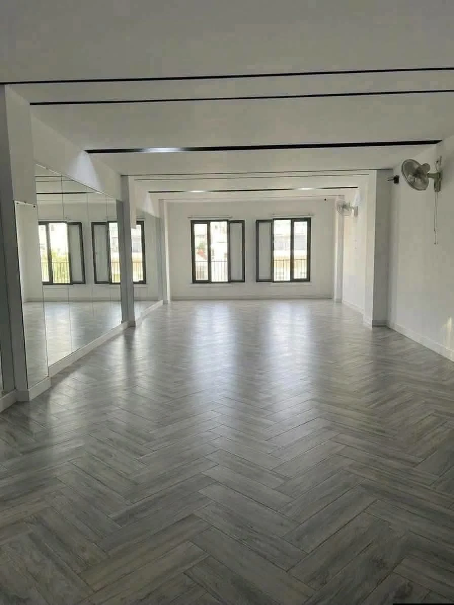 Cho thuê không gian tầng 4 Nguyễn Thị Định Quy Nhơn 75m2 - Ảnh 1