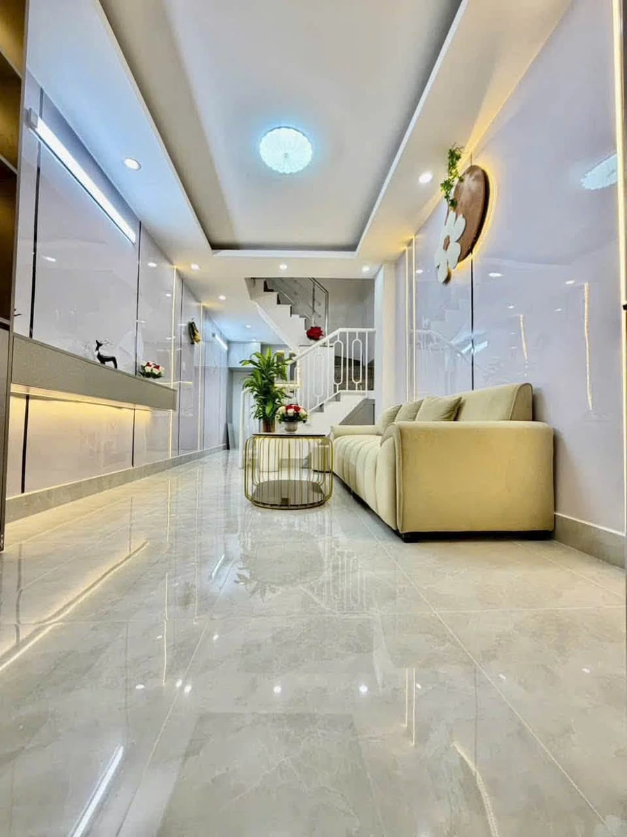 Bán nhà 3PN 24m² gần chợ Phú Xuân, Quận 7, giá 2 tỷ 90 triệu - Ảnh thu nhỏ 2