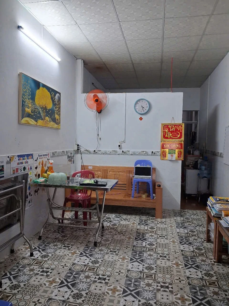 Nhà 2 tầng 36m² gần Lê Hồng Phong Nha Trang, giá 2,1 tỷ - Ảnh thu nhỏ 2