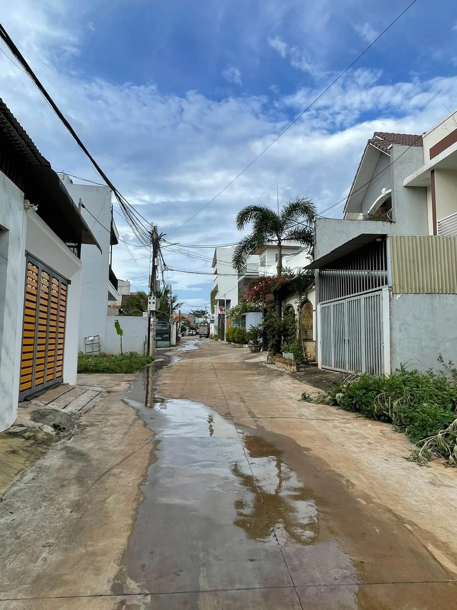 Bán đất thổ cư 5x20m hẻm 147 Đỗ Xuân Hợp, Buôn Ma Thuột, giá 3,5 tỷ - Ảnh thu nhỏ 3