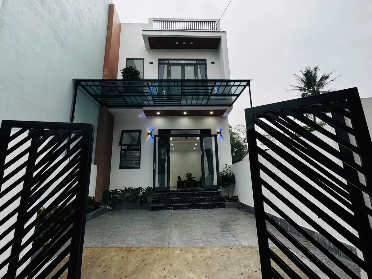 Bán nhà 2 tầng 100m² Vũ Ngọc Phan, Thuỷ Xuân, Huế 2,68 tỷ - Ảnh 1