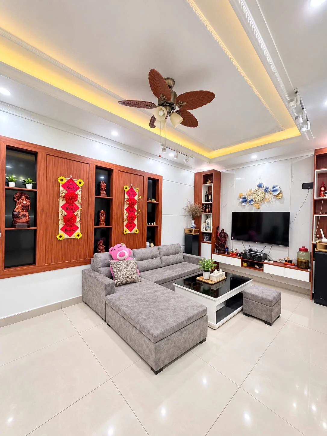 Bán nhà 3 tầng 43m2 3 PN tại Miếu Hai Xã, Nhà Bè gần 3 tỷ - Ảnh 1