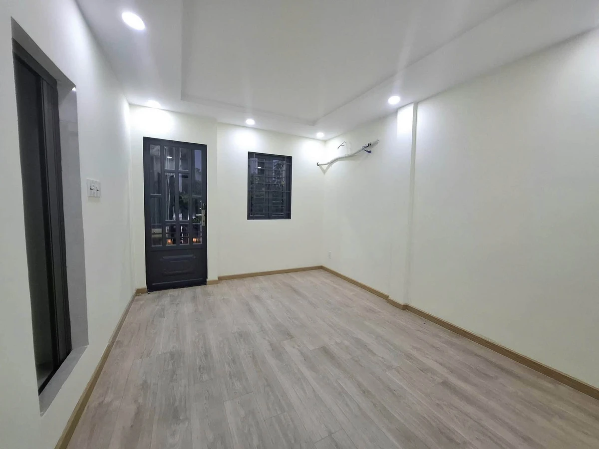 Bán nhà phố 3 tầng 26m² Trần Hưng Đạo Quận 1 giá 5,05 tỷ - Ảnh thu nhỏ 2