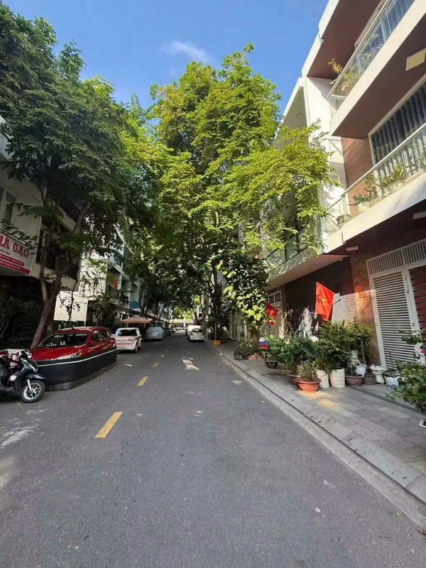 Bán nhà 3,5 tầng 90m² full nội thất VCN Phước Hải, Nha Trang