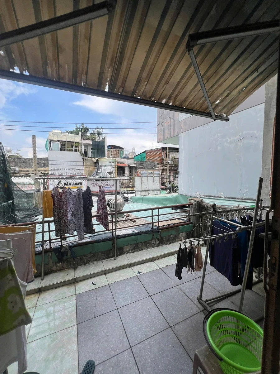 Bán nhà 2 mặt tiền Nguyên Hồng 101m2 giá 23 tỷ - Ảnh thu nhỏ 3