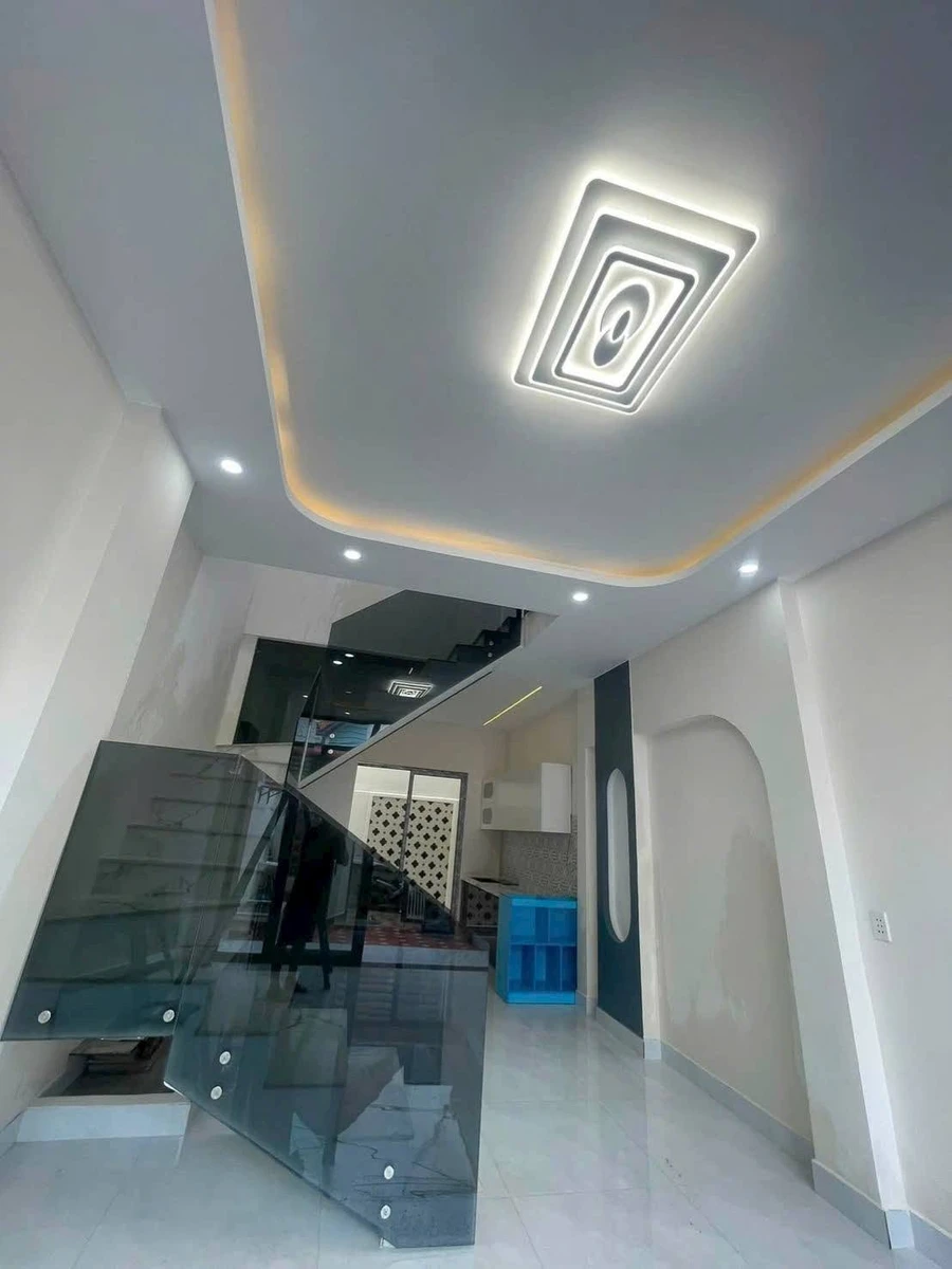 Bán nhà mới xây 62m² đường Trần Hưng Đạo, Dĩ An, giá 3,888 tỷ - Ảnh thu nhỏ 4