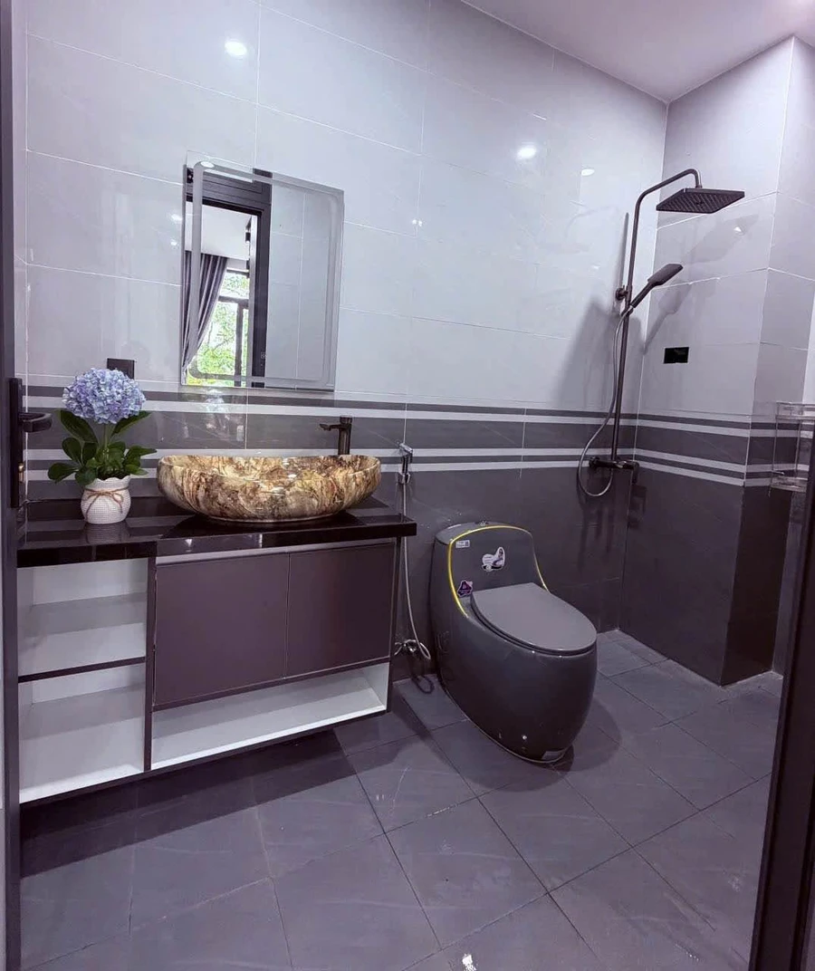 Bán nhà liền kề 3PN Hóc Môn 65.5m² 2.68 tỷ - Ảnh thu nhỏ 4