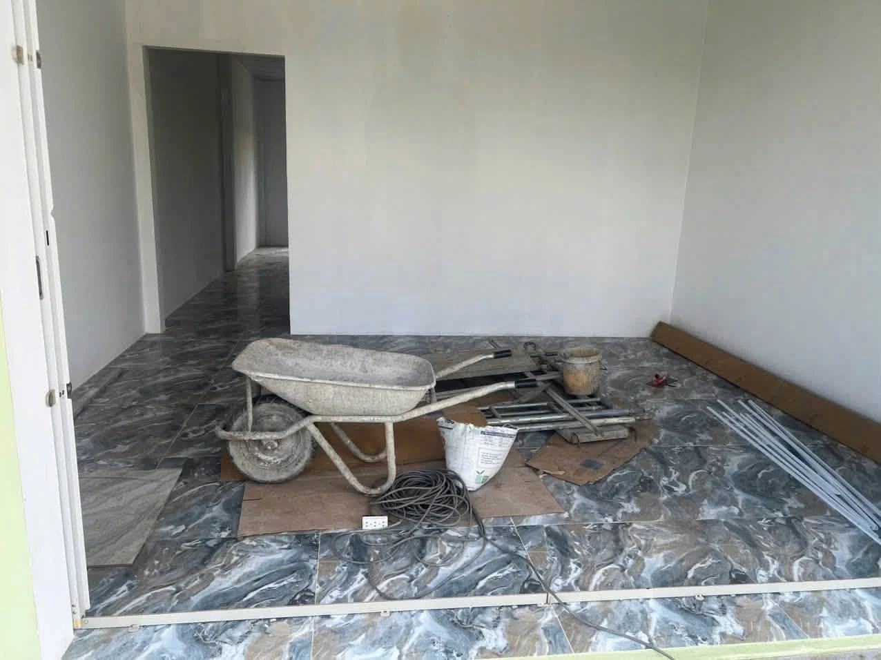 Bán nhà sổ riêng 5x30m 900 triệu Hoà Khánh Nam, Đức Hoà - Ảnh 1