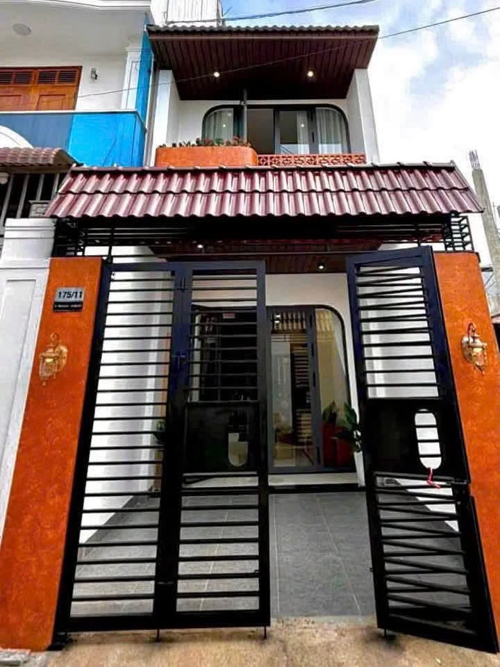 Bán nhà 1 mê 4×17m, 3PN, 4WC, nội thất full, Tân Lợi, Đắk Lắk, 4 tỷ 380 - Ảnh thu nhỏ 4