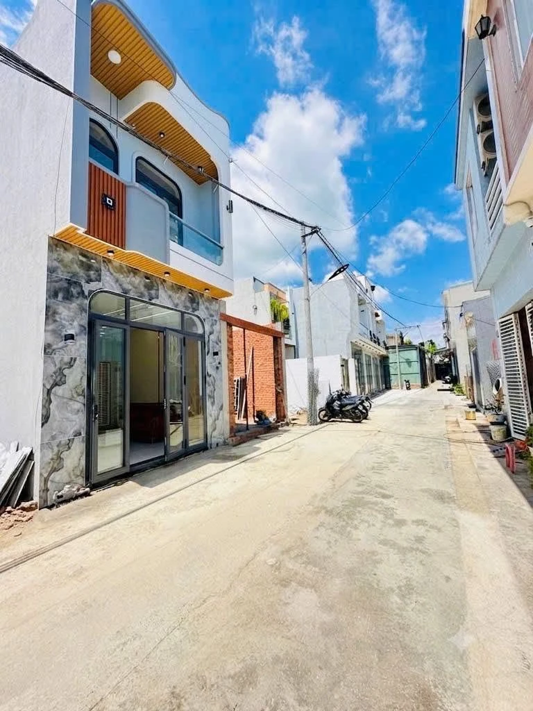 Bán nhà phố 1 trệt 1 lầu 62 m² Hố Nai 2,95 tỷ - Ảnh 1