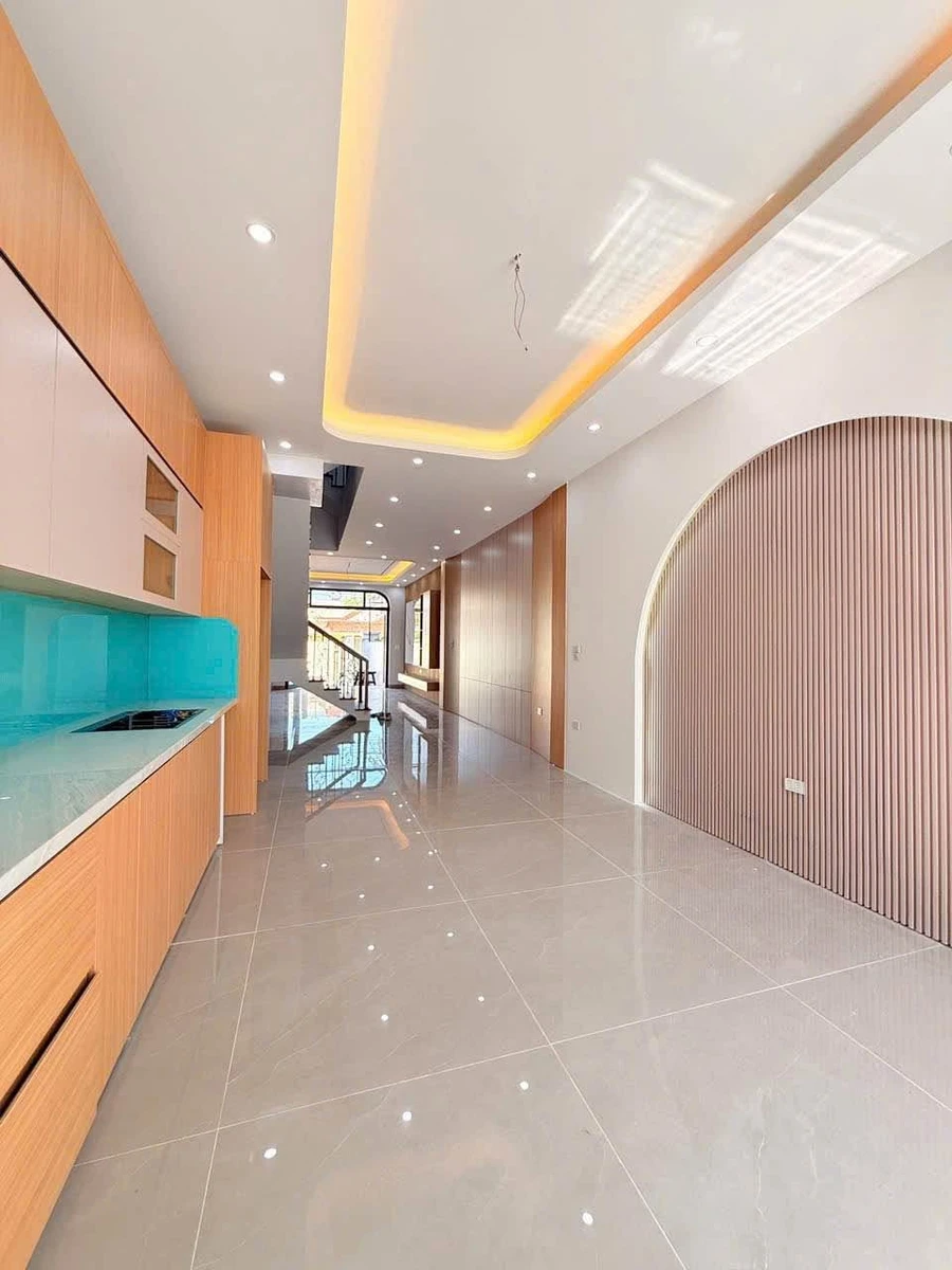Bán nhà 3 tầng 115m² Phù Lưu 1, Quảng Thắng - Ảnh thu nhỏ 3