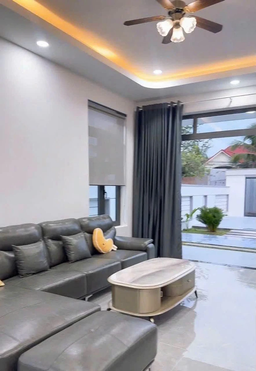 Bán nhà 3 phòng ngủ 400m² mặt tiền Tân Thành - Ảnh 1