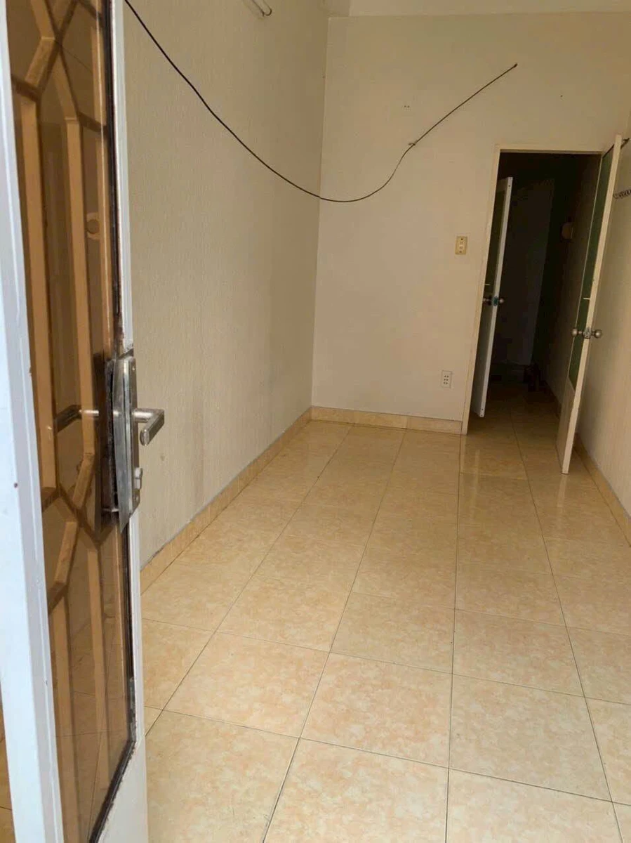 Cho thuê nhà mặt tiền kinh doanh Quận 4, 8 triệu/tháng, 2 PN - Ảnh thu nhỏ 5