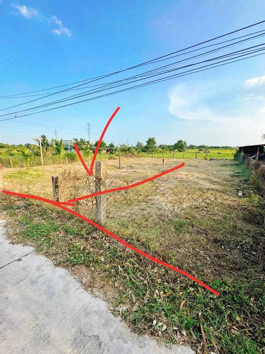 Bán đất thổ cư 178m2 đường bê tông gần chợ Bình An, giá hơn 600 triệu - Ảnh 1