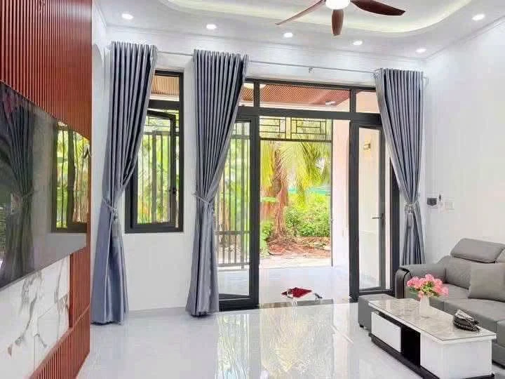 Bán nhà mới hoàn thiện 2PN, 87m2, full nội thất, Phường 6, Bến Tre, giá 1 tỷ 190 triệu - Ảnh thu nhỏ 3