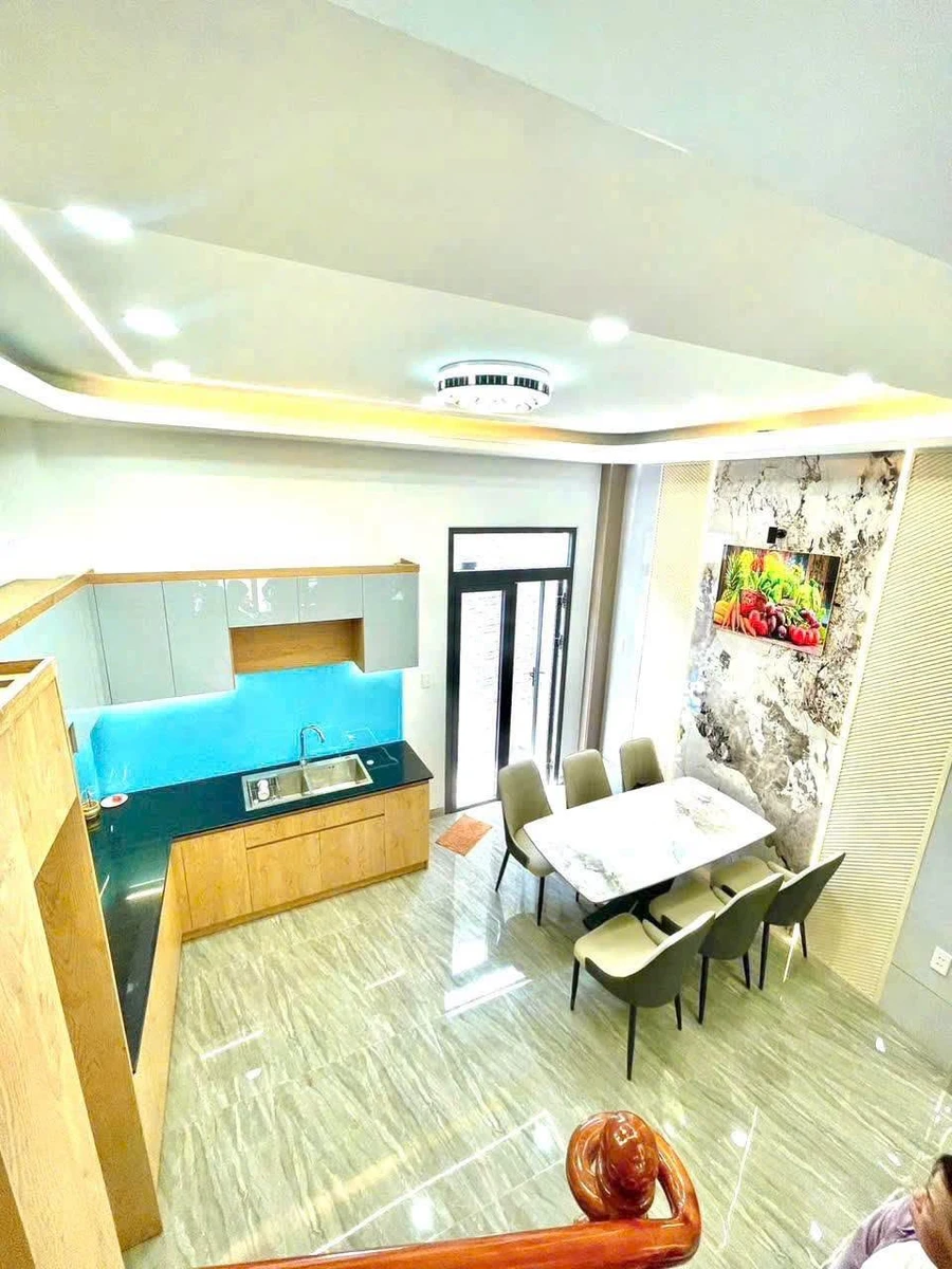 Bán nhà 4 tầng, 4 PN Long Trường Q9, 50.5m², 6.8 tỷ - Ảnh thu nhỏ 4