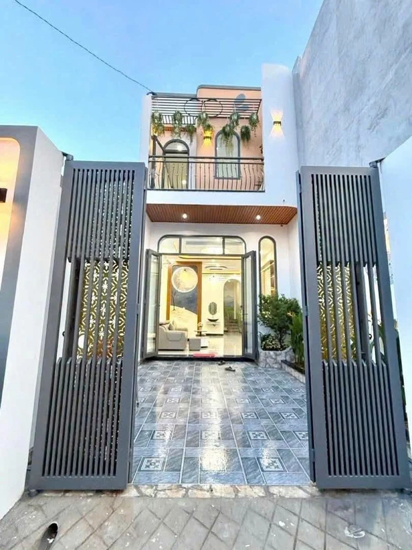 Bán nhà 1 trệt 1 lầu 4x16m 3PN gần chợ Hội Am, Phường Long Bình, Đồng Nai