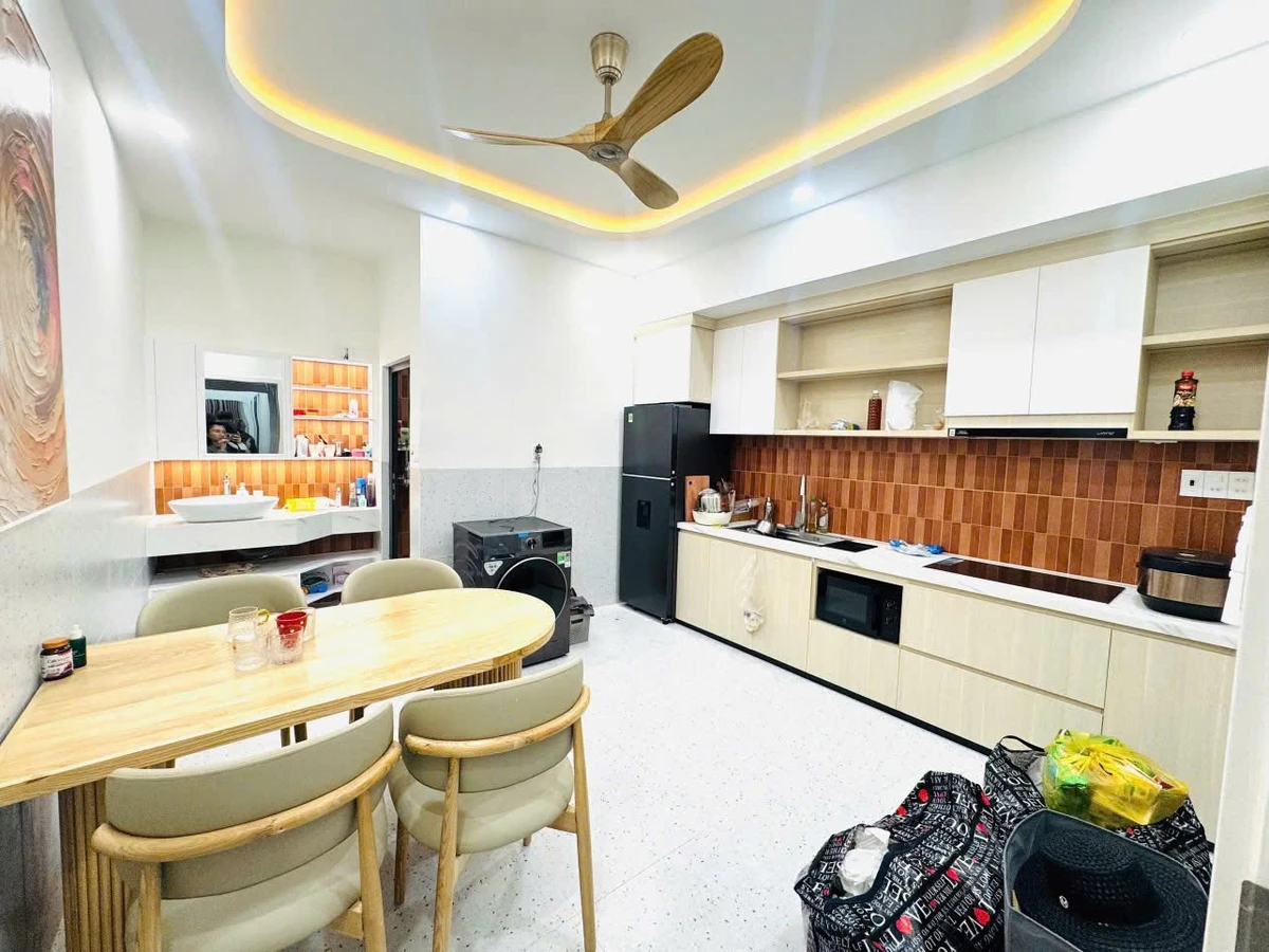 Cho thuê nhà 80m², 2 phòng ngủ, full nội thất đường Phạm Tu, Vĩnh Hải, Nha Trang - Ảnh thu nhỏ 5