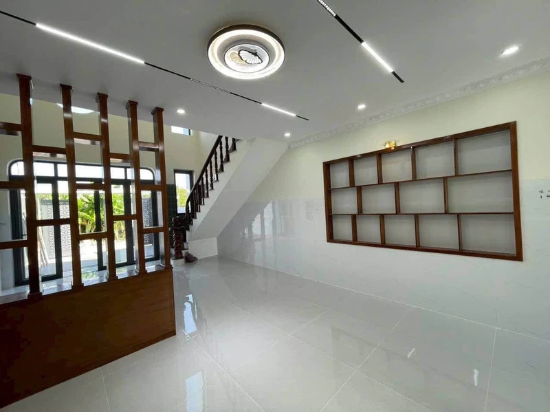 Bán nhà gác lửng Long Điền 80m² 3 phòng ngủ 2.49 tỷ