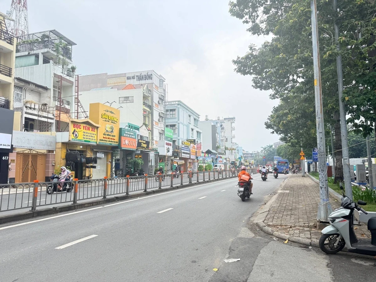 🔥2MẶT TIỀN NGAY EMART PHAN VĂN TRỊ, P.AN NHƠN, GÒ VẤP. DT 3,7❌️25,3M VUÔNG VỨC, 5TẦNG THANG MÁY. 28 TỎI TL SÂU. - Ảnh thu nhỏ 2
