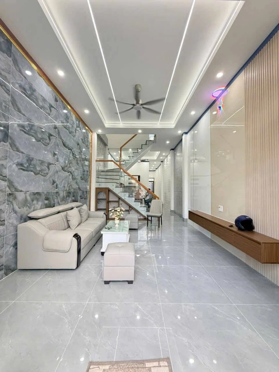 Bán nhà lầu 4x26m sổ riêng hoàn công, 3 phòng ngủ, gần chợ Trảng Dài - Ảnh thu nhỏ 3