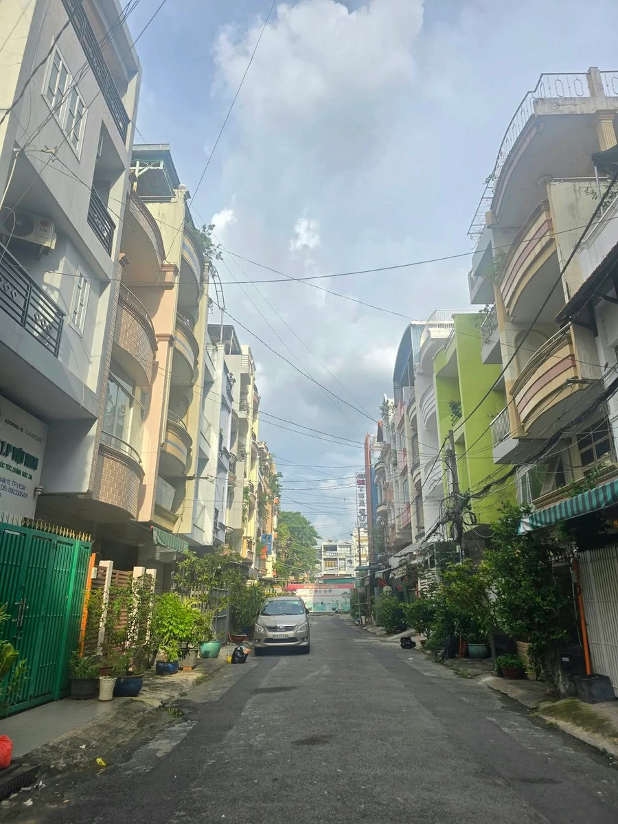 Bán nhà 4 tầng 66m² Lò Siêu - Dương Đình Nghệ, Quận 11, giá 14 tỷ - Ảnh 1
