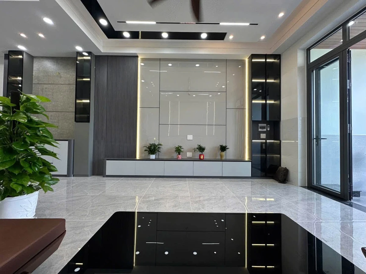 Bán nhà sổ hồng riêng 4PN 135m2 Xã Mỹ Hạnh Tây Ninh - Ảnh thu nhỏ 4