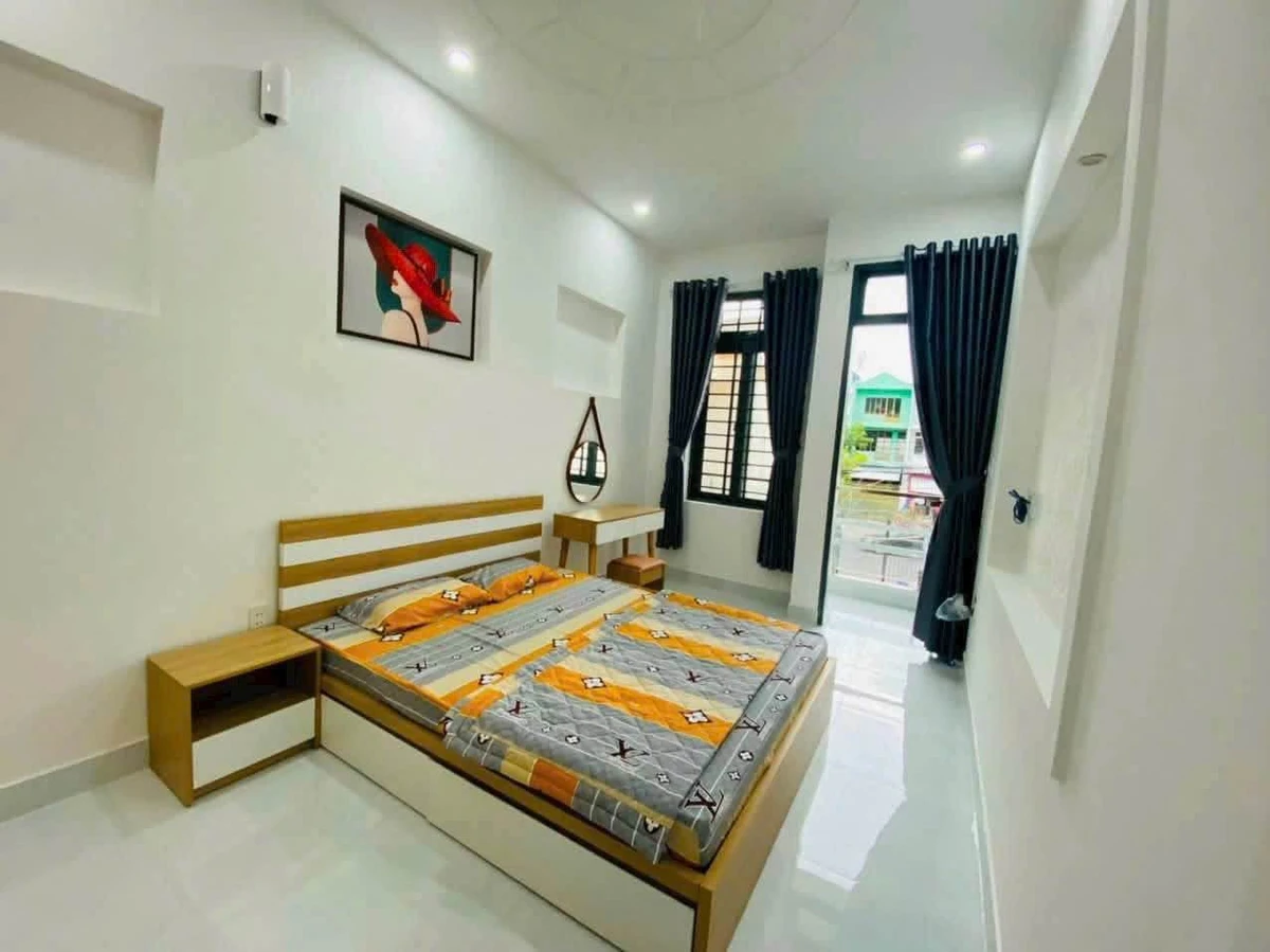 Bán nhà 4 tầng mặt tiền Xô Viết Nghệ Tĩnh, Vũng Tàu, 93m2, 10,5 tỷ - Ảnh thu nhỏ 3